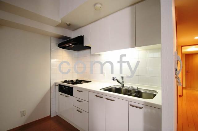 キッチン　ガス３口システムキッチン