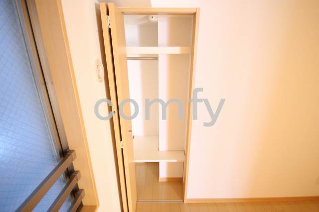 収納　クローゼット