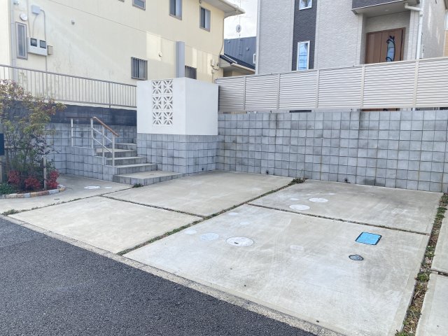 駐車場　２台駐車可能です！