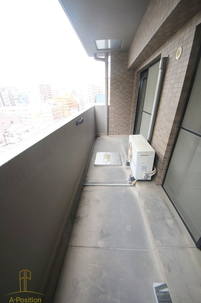 バルコニー　ユニーブル靭公園