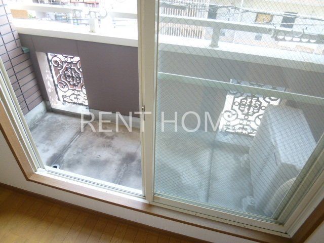 バルコニー　日当り良好