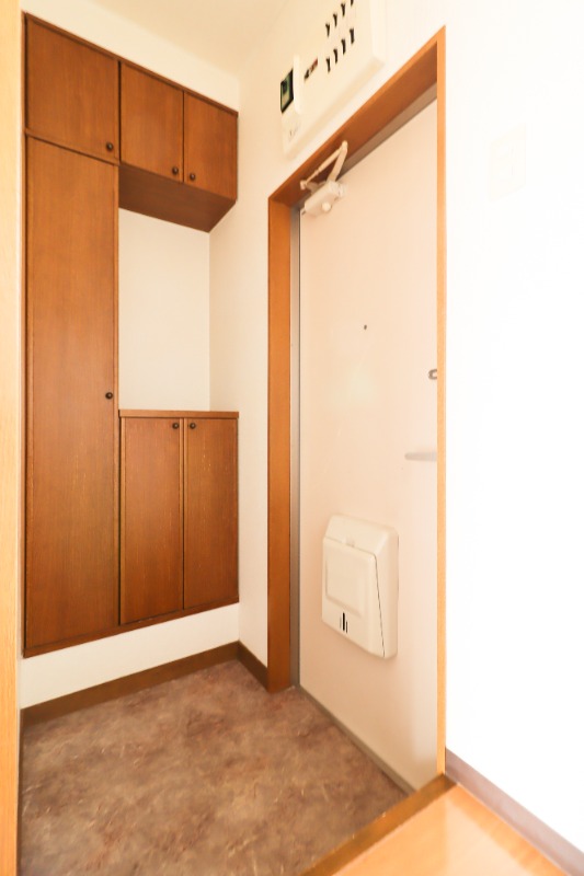 玄関　図面と現状に相違がある場合には現状を優先