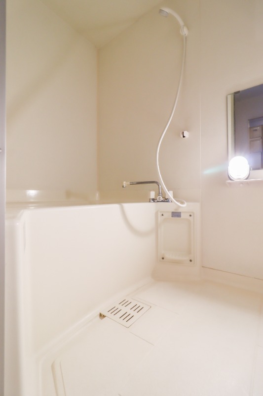 バス・シャワールーム　図面と現状に相違がある場合には現状を優先