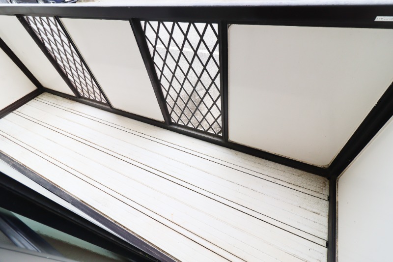 バルコニー　図面と現状に相違がある場合には現状を優先