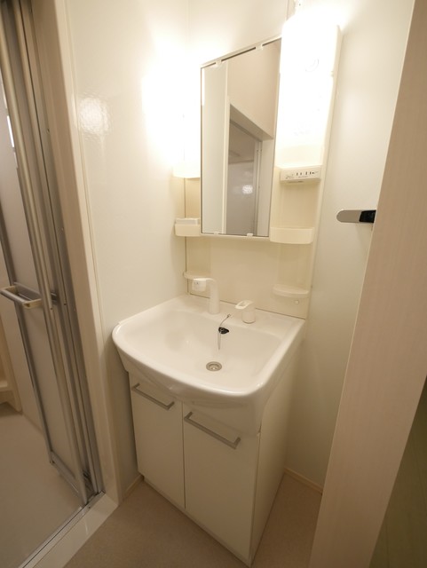 洗面設備　★独立洗面台も人気の設備です★