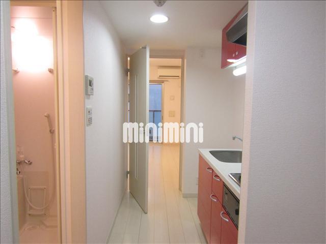 玄関　玄関からみたお部屋です