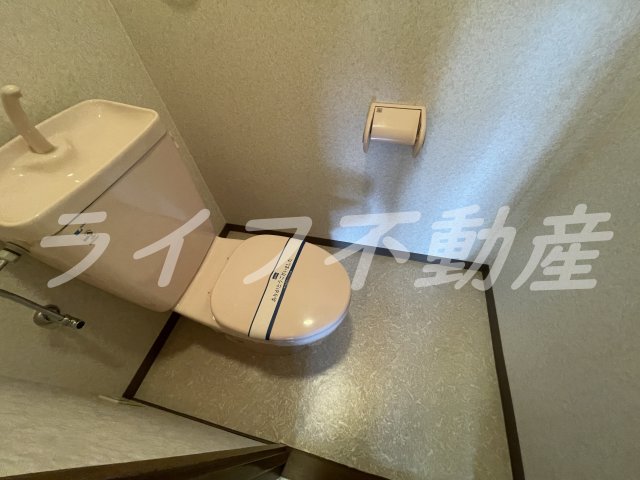 トイレ　シンプルで使いやすいトイレです