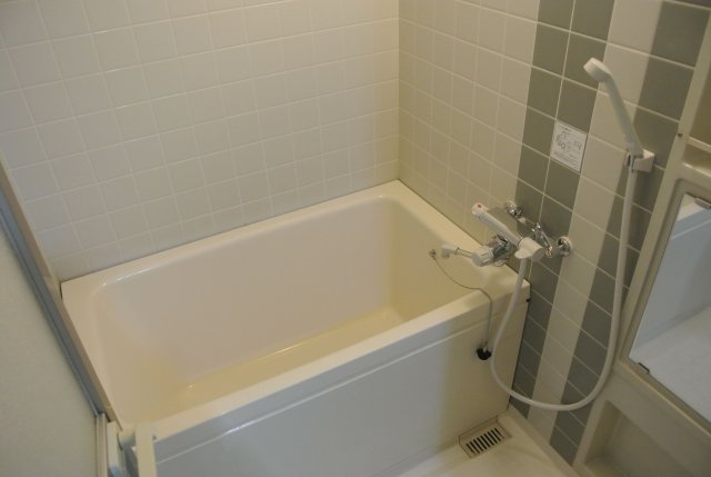 バス・シャワールーム　きれいなお風呂です♪