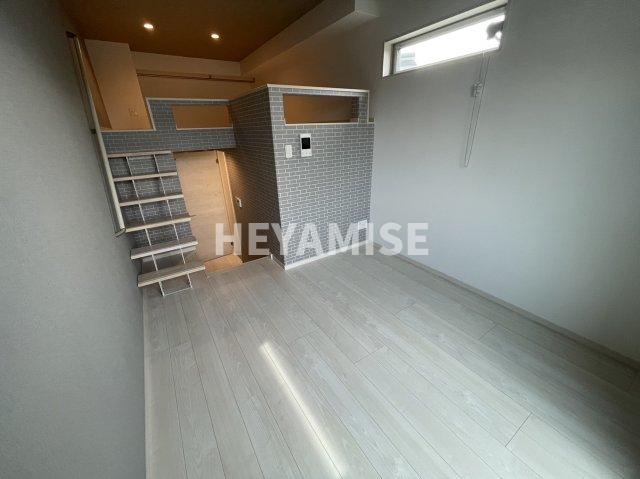 居室・リビング　※室内画像は別号室のもの