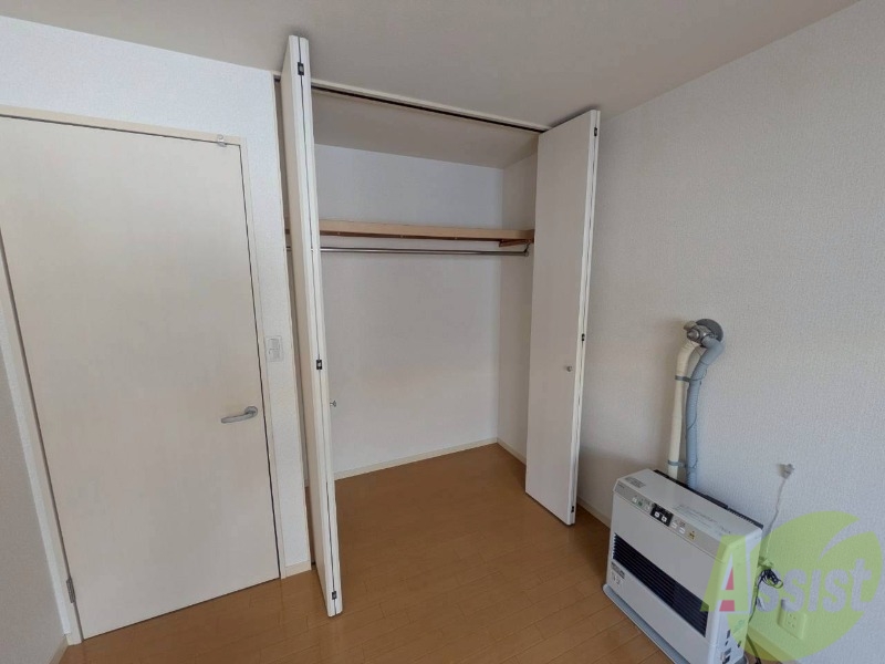 収納　こちらは収納です。物をしまう事ができますね！