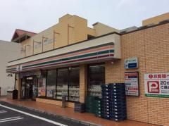 コンビニ　セブンイレブン 海老名駅前店（コンビニ）まで200m