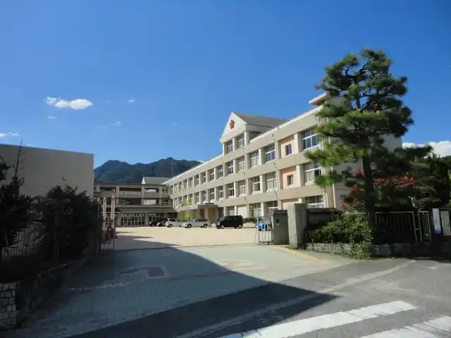 小学校　廿日市市立大野東小学校（小学校）まで1975m