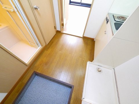 玄関　収納もある玄関です