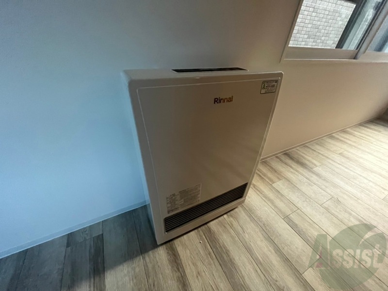 その他　暖房です。冬場の寒い日でも安心ですね～