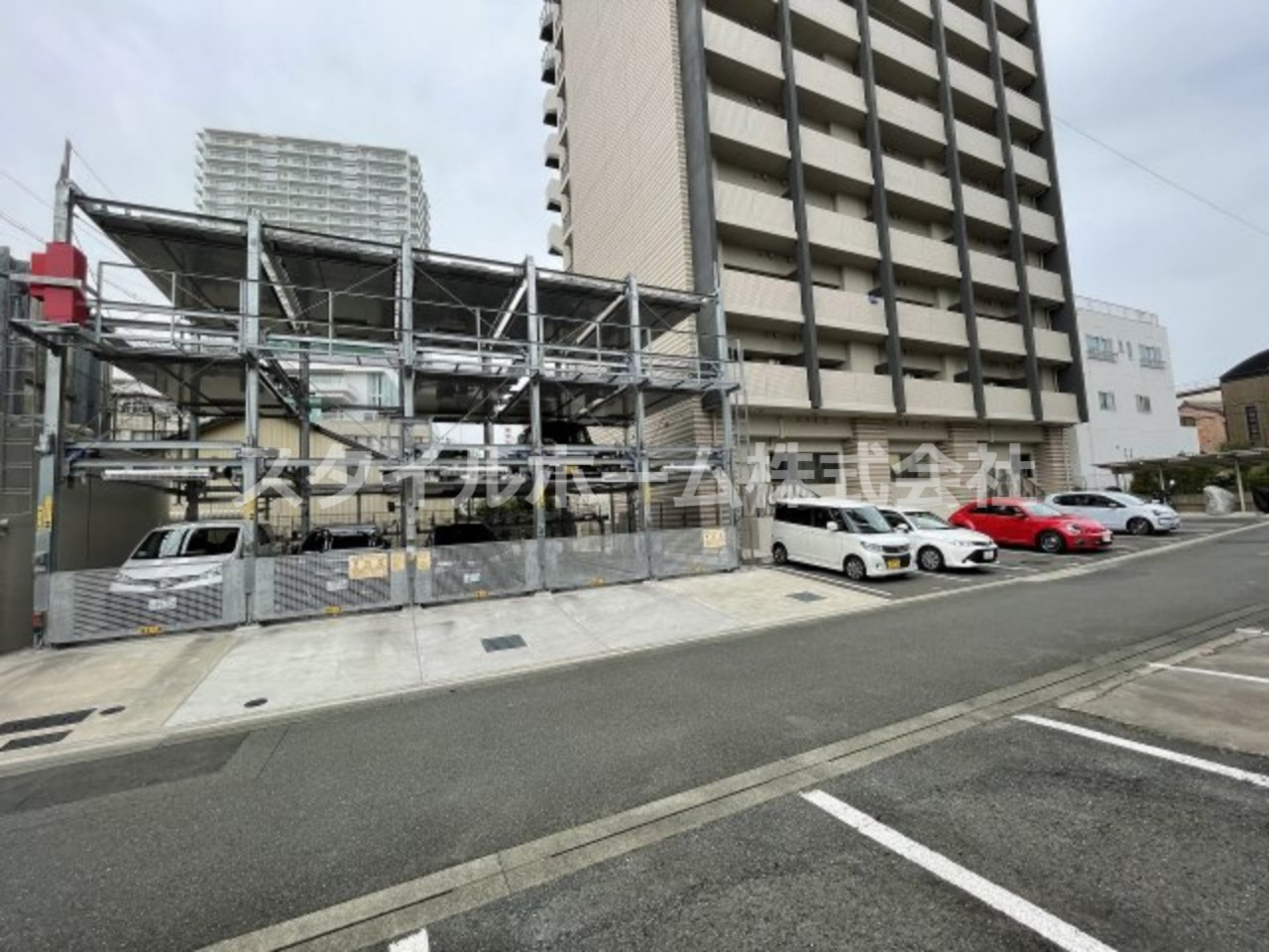 駐車場　駐車スペースもあります