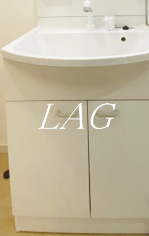 洗面設備　洗面台です。（同仕様です。）