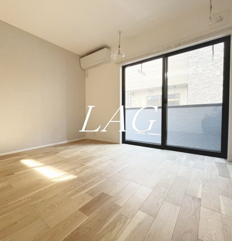 居室・リビング　洋室のお部屋です。（同仕様です。）