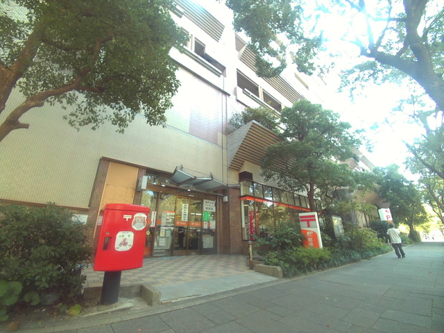 郵便局　神戸六甲アイランド郵便局（郵便局）まで564m
