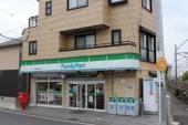 コンビニ　ファミリーマート松戸新田駅前店（コンビニ）まで590m