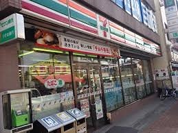 コンビニ　セブンイレブン 福生西口店（コンビニ）まで654m