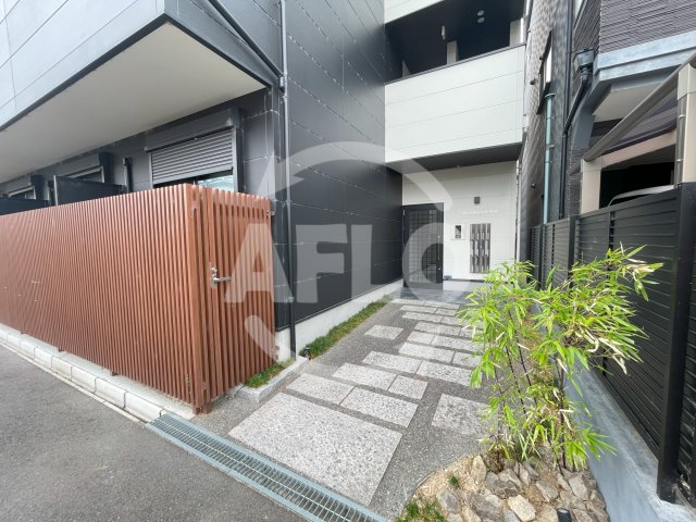 エントランス　カルムビレッジ東田辺　エントランス