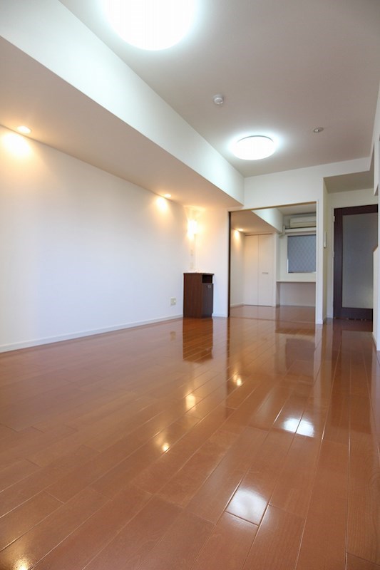 居室・リビング　・別号室参考写真