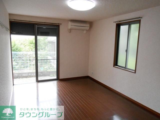 居室・リビング　★お問い合わせはタウンハウジング聖蹟桜ヶ丘店まで★