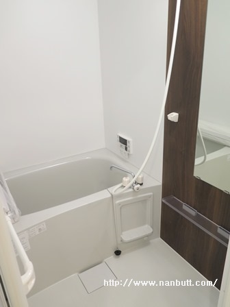 バス・シャワールーム　追焚き機能付バス