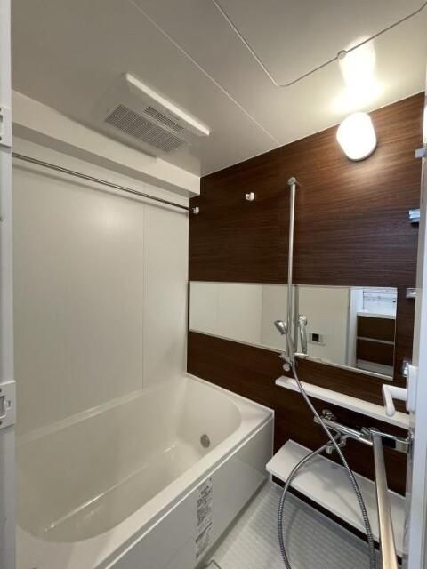 バス・シャワールーム　☆ゆったりくつろげるお風呂☆