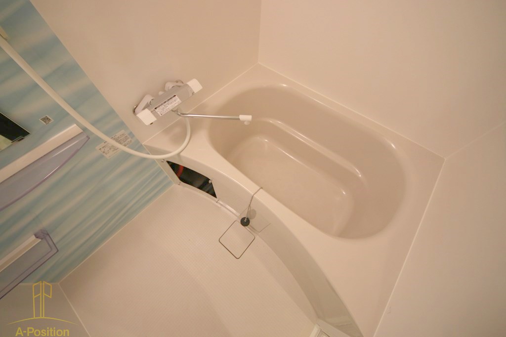 バス・シャワールーム　セレニテ本町リアン