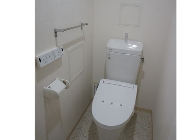 トイレ　トイレもきれいです