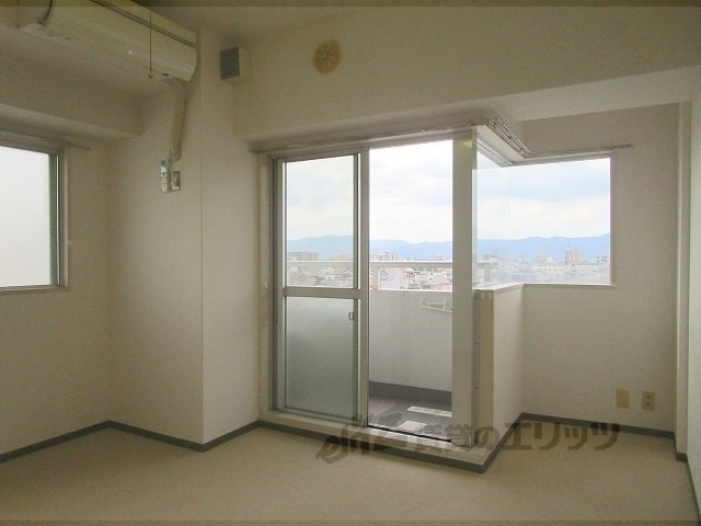 居室・リビング　洋室