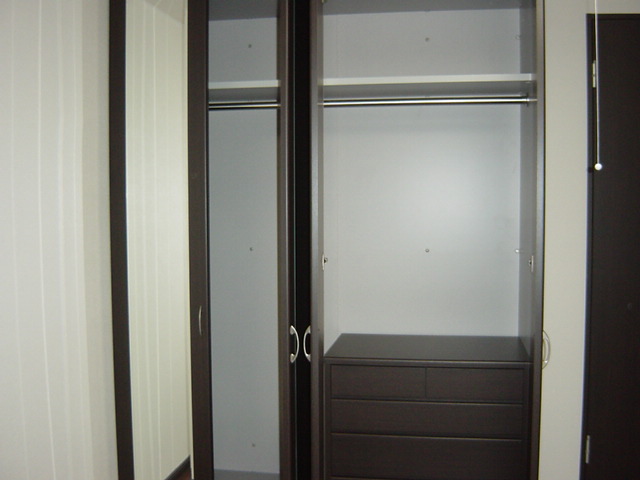 収納　クローゼット（開）