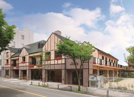 幼稚園・保育園　幼保連携型認定こども園七松幼稚園（幼稚園・保育園）まで111m