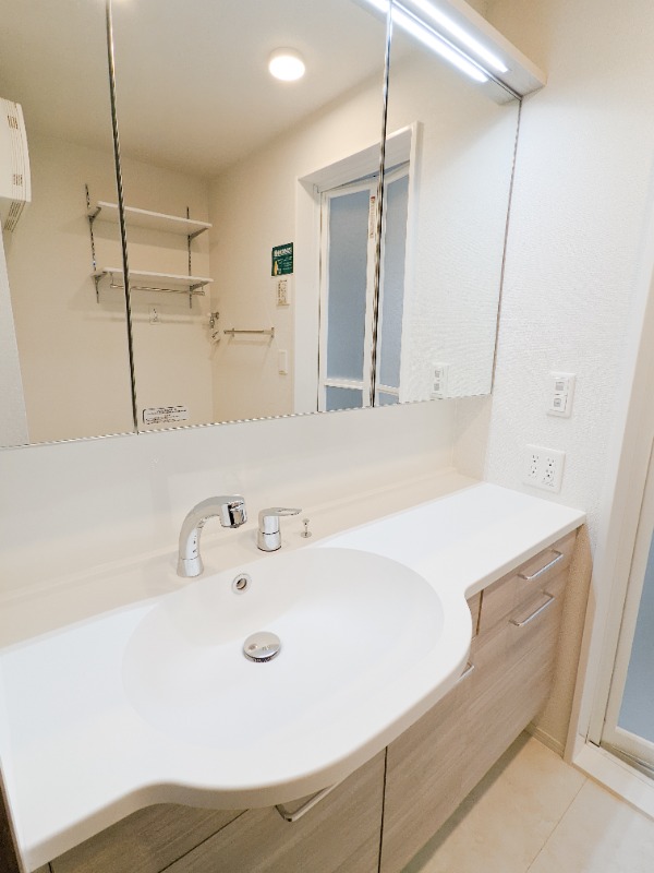 洗面設備　図面と現状に相違がある場合には現状を優先