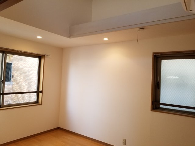 居室・リビング　明るい洋室です