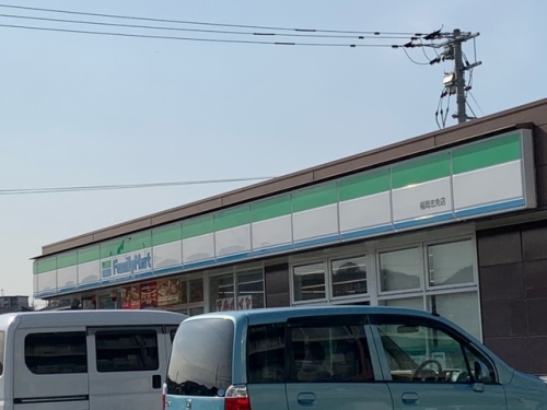 コンビニ　ファミリーマート福岡志免店（コンビニ）まで500m