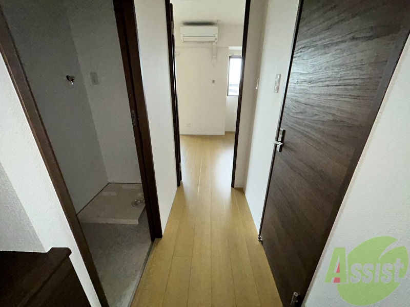 玄関　玄関からの様子です。雰囲気は掴めますでしょうか？