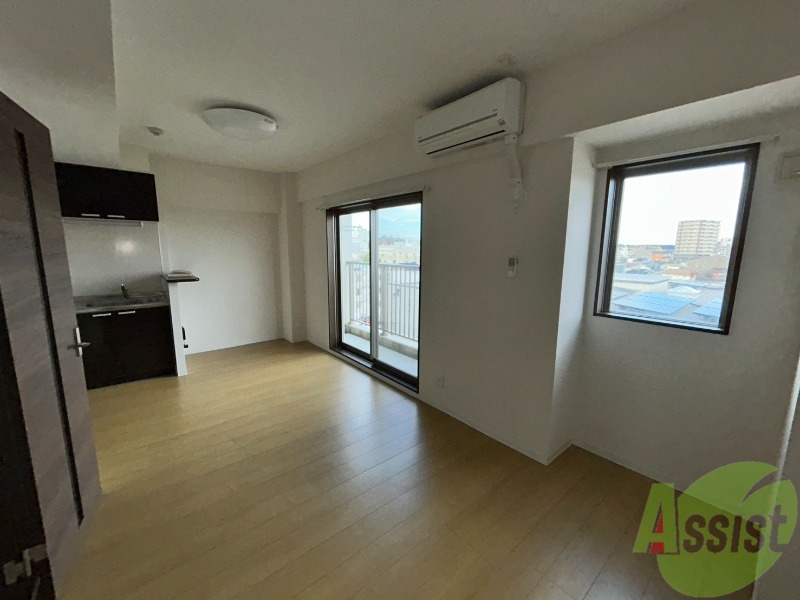 居室・リビング　ワンルームですが１１条もあるので広々としています。