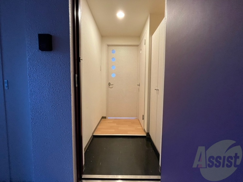 玄関　玄関にはシューズボックスもあって便利そう！