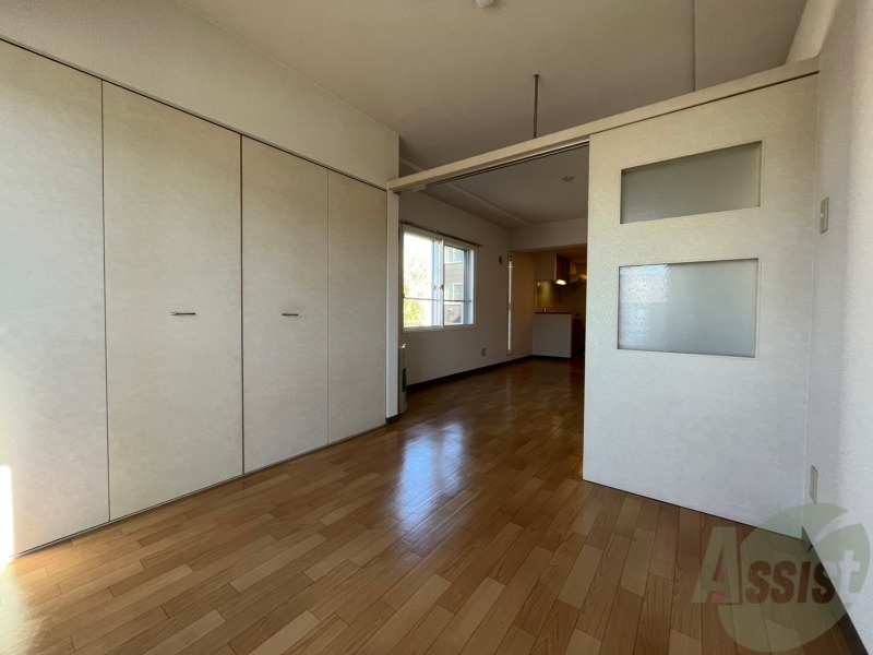 その他部屋・スペース　寝室です。部屋をどう使うかはあなた次第です！