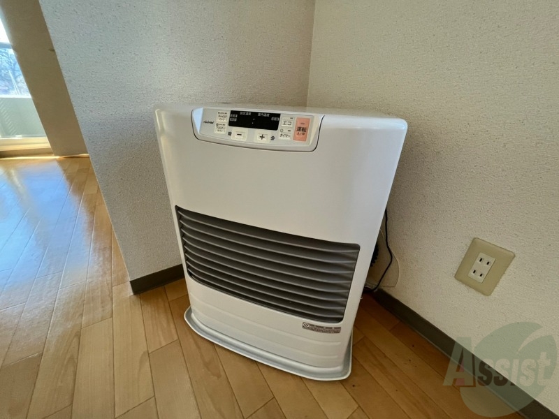 その他設備　灯油暖房です。札幌の寒い冬もこれで大丈夫！