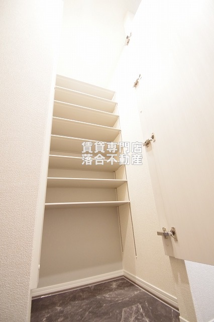 収納　たっぷり入る玄関収納♪