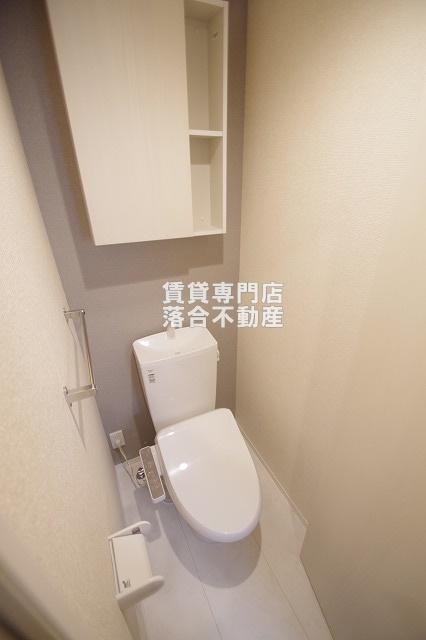 トイレ　温水洗浄暖房便座付き