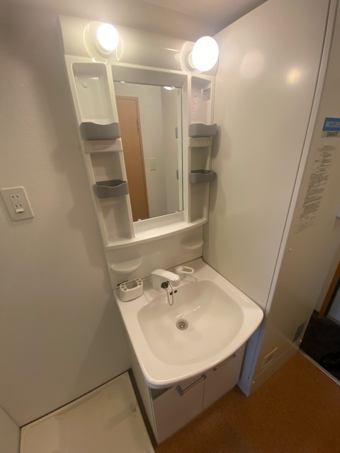 洗面設備　独立洗面化粧台付きでおすすめです！