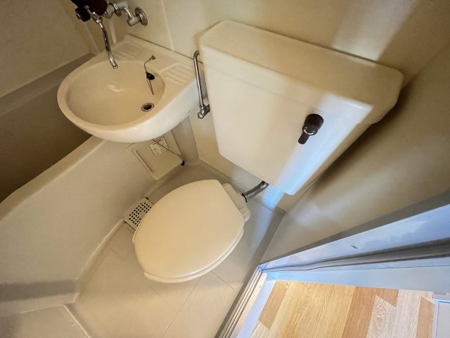 トイレ　落ち着いたトイレです