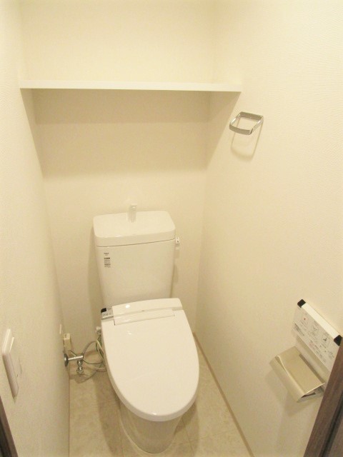 トイレ　同シリーズ参考画像