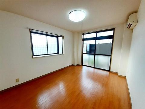 居室・リビング　洋室