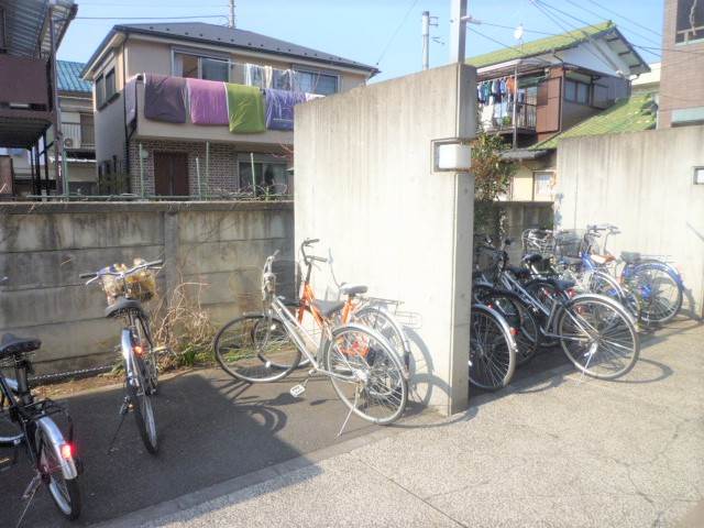 駐車場　駐輪場アリ♪