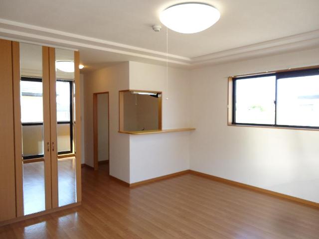 居室・リビング　リビング